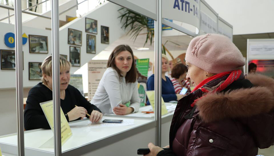 Безработица в Украине выросла за год на треть