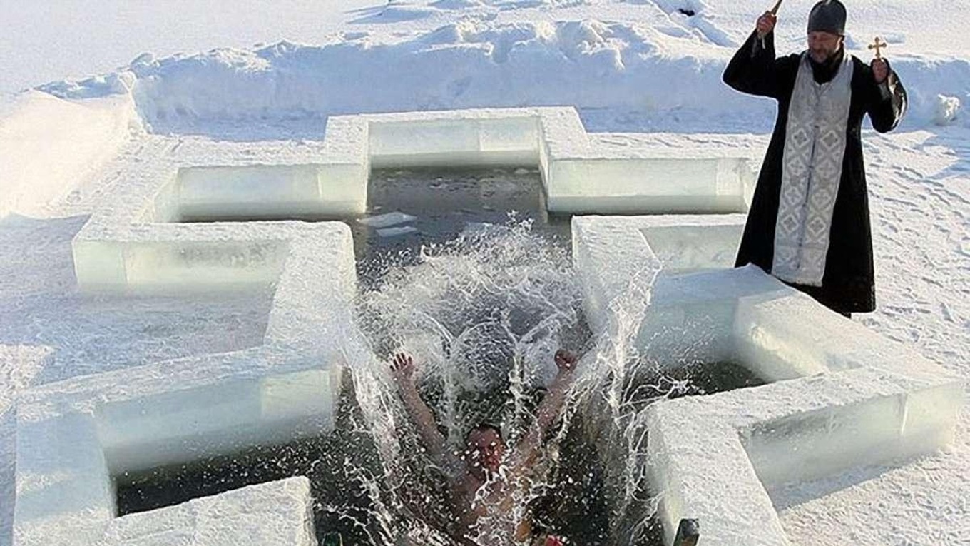 На Водохреща працюватиме 2 тисячі рятувальників та медики