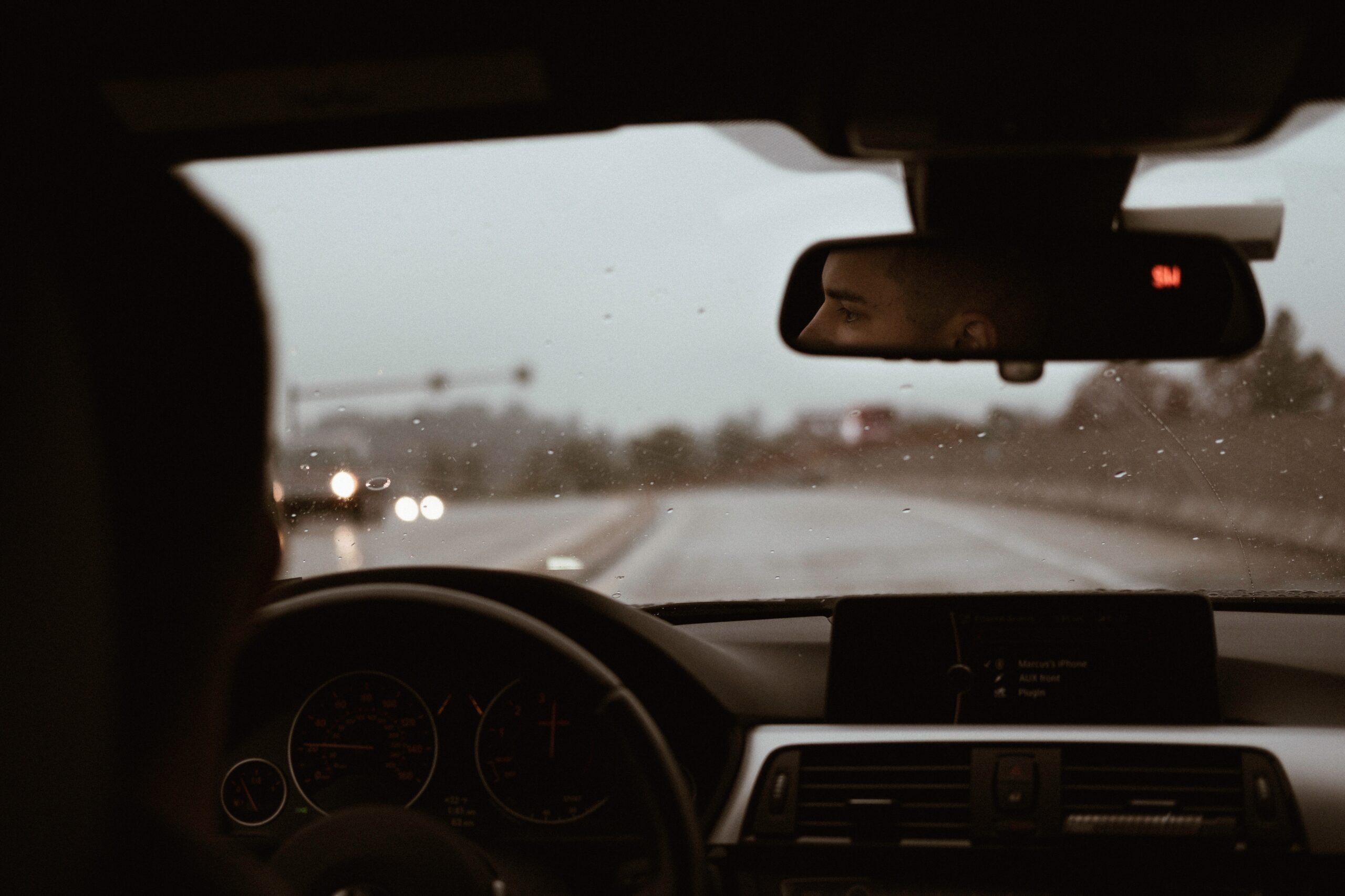 У Києві сталася масштабна ДТП: зіткнулись одразу 10 автівок