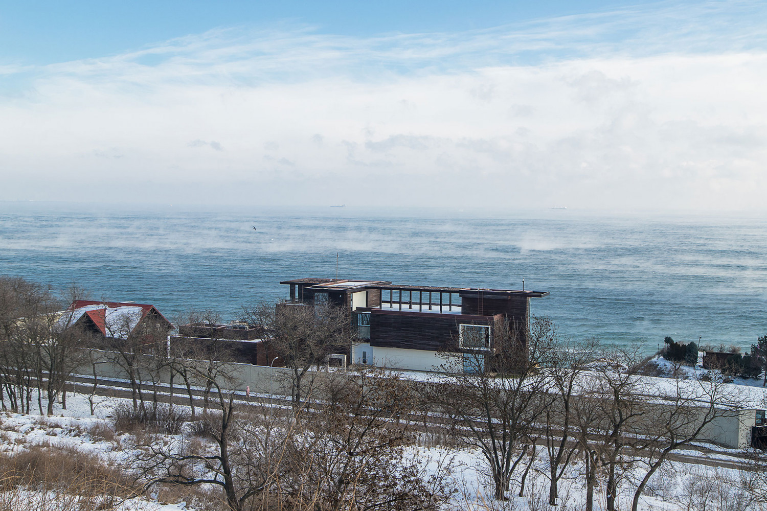 Море в Одесі зимою