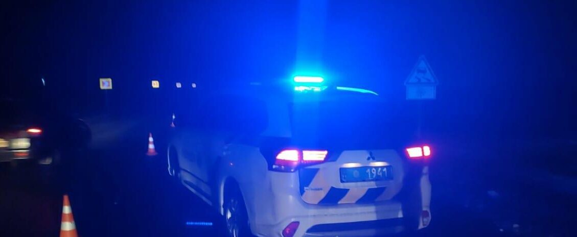 В Харьковской области авто переехало женщину, лежащую на дороге