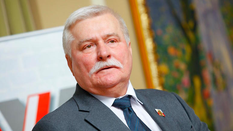 Експрезидент Польщі Лех Валенса оголосив себе банкрутом і шукає роботу