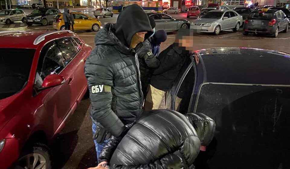 СБУ затримала банду, яка тероризувала жителів Житомира