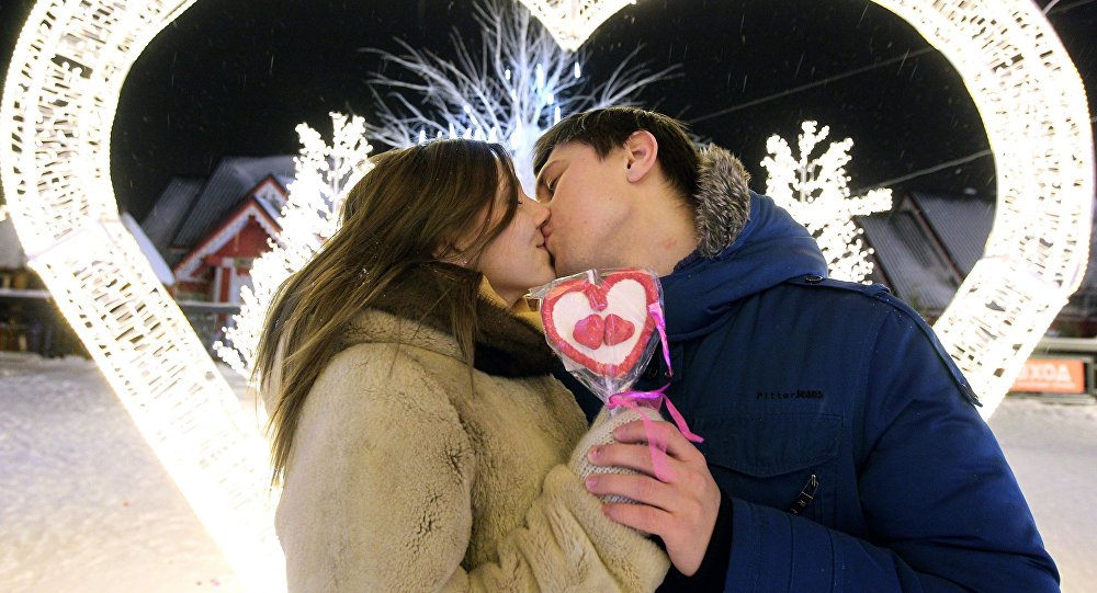 В Минюсте рассказали, сколько влюбленных поженятся 14 февраля