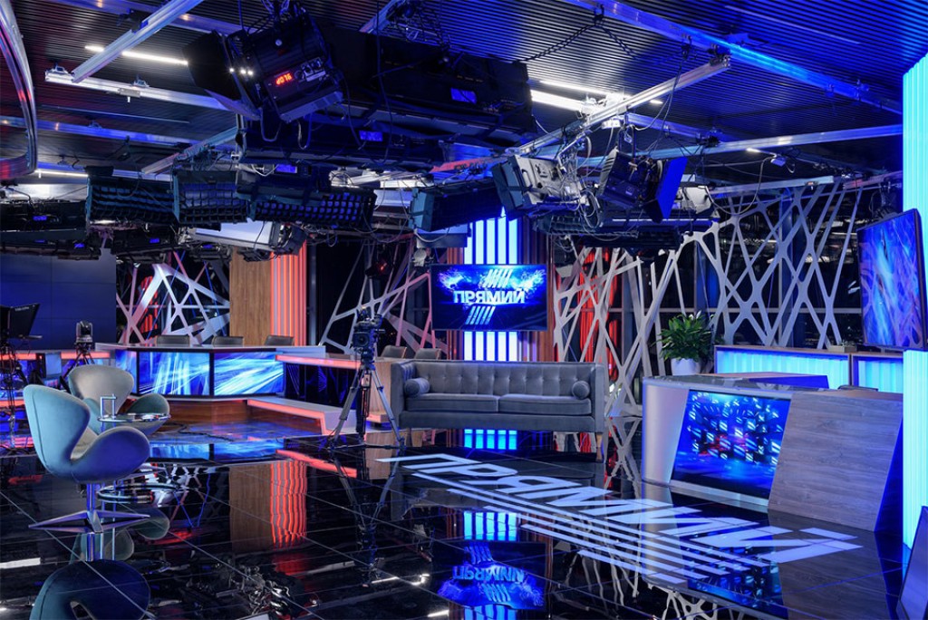 Порошенко викупив "Прямий" - відео