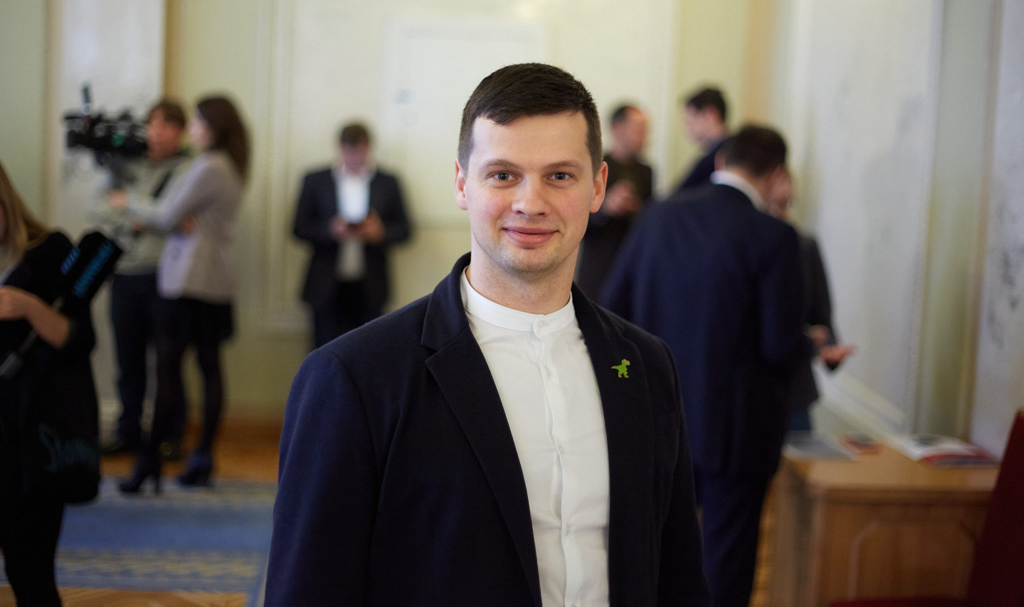 "Слуги народу" вирішили змусити місцевих депутатів співати гімн