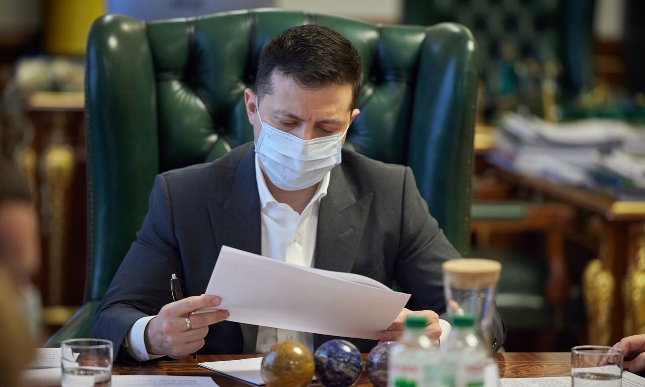 Зеленський скасував укази Януковича про призначення Тупицького і Касмініна суддями КСУ