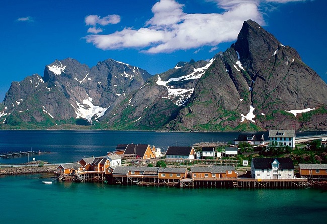 От штрафа до тюрьмы: Финляндия будет наказывать за отказ от теста на COVID