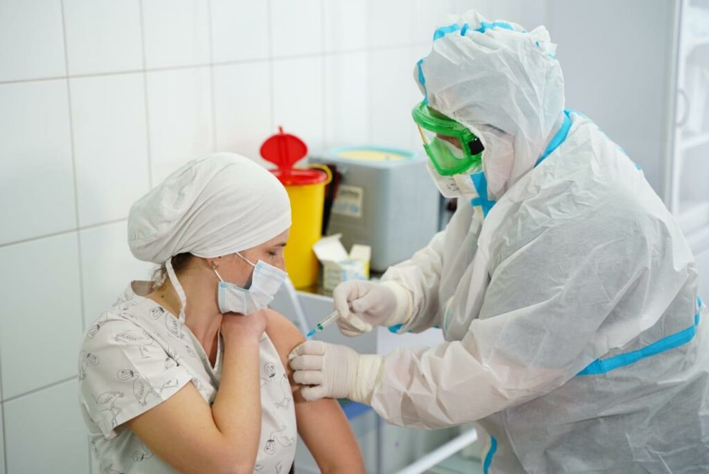 Вакцинація проти коронавірусу у Київській області