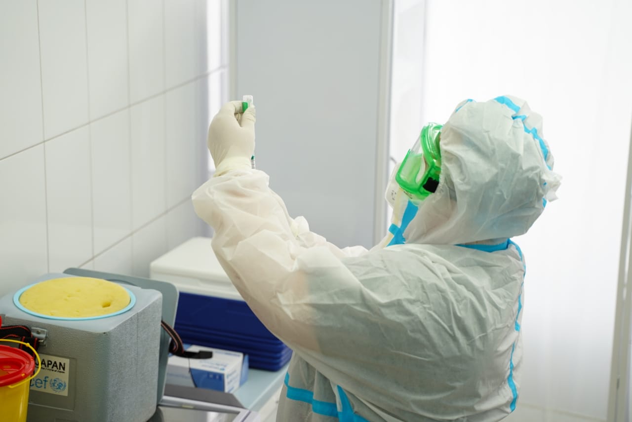 Коронавірус в Україні: абсолютний рекорд з нових хворих з початку року