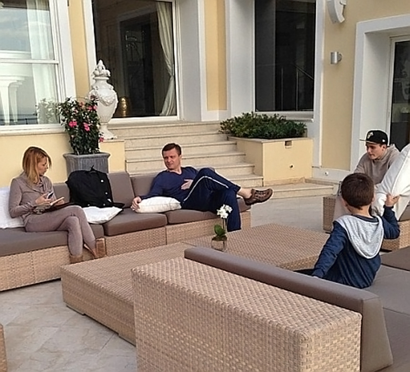 Сергій Льовочкін з сім'єю на відпочинку