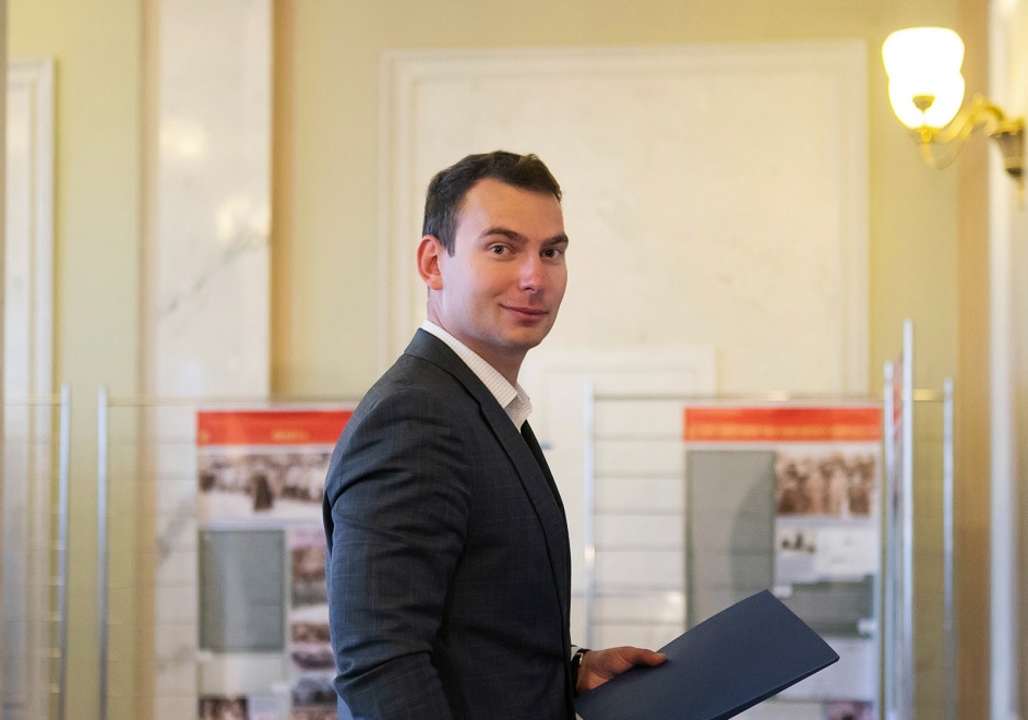 Железняк: зникло відео кнопкодавства за призначення Шкарлета