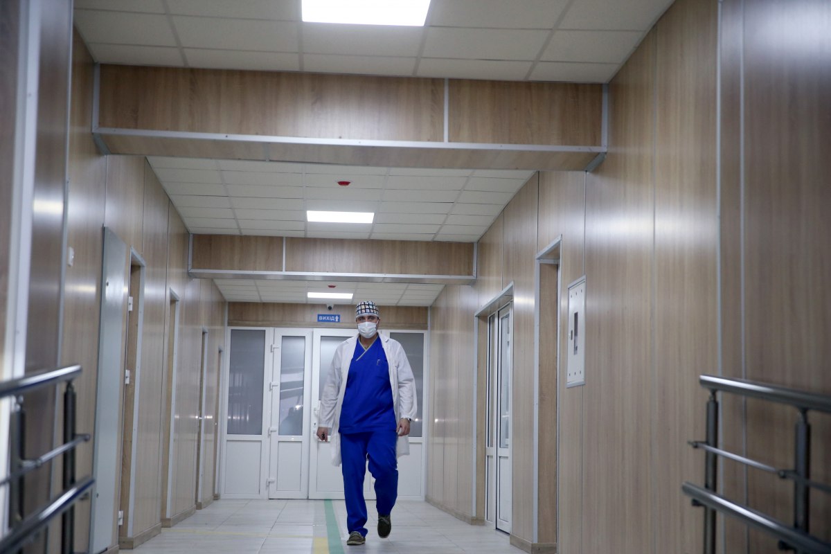 Более 1300 украинцев повторно заражались коронавирусом