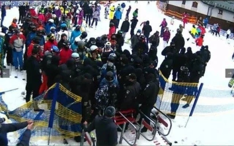 Поліція почала перевірку на "Буковелі" (відео)