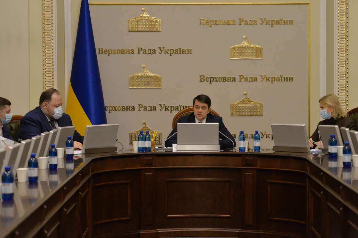 Разумков про Харківські угоди: народні депутати не несуть відповідальності за голосування