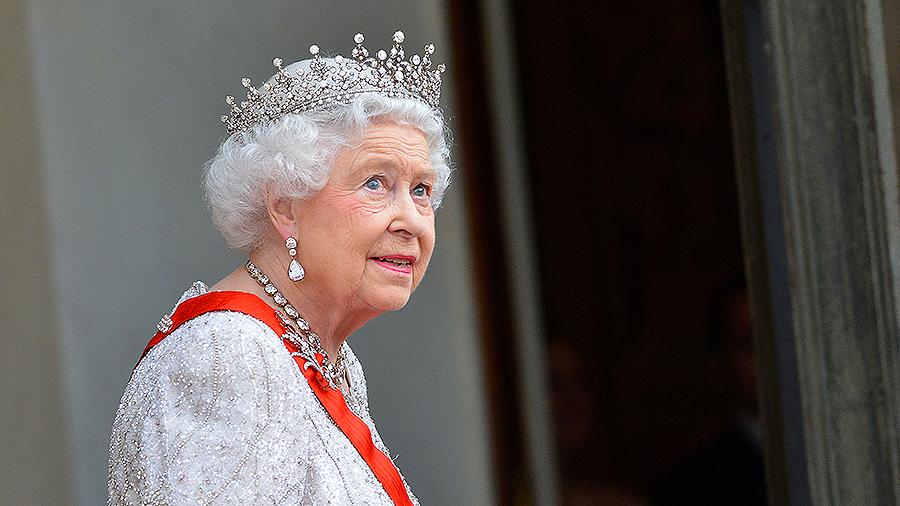 Королева Єлизавета проти, аби сім'я одягала військову форму на похорон чоловіка