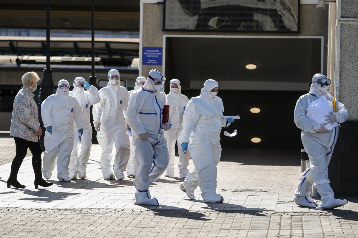 Україна готується до спалаху штаму коронавірусу "Дельта"