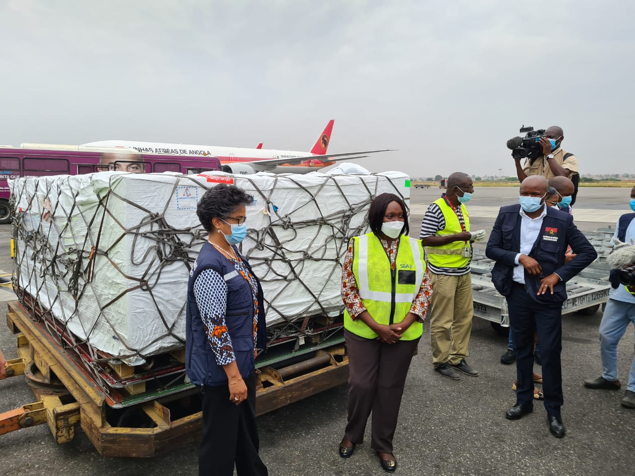 Перша в Африці: Ангола отримала вакцину від коронавірусу