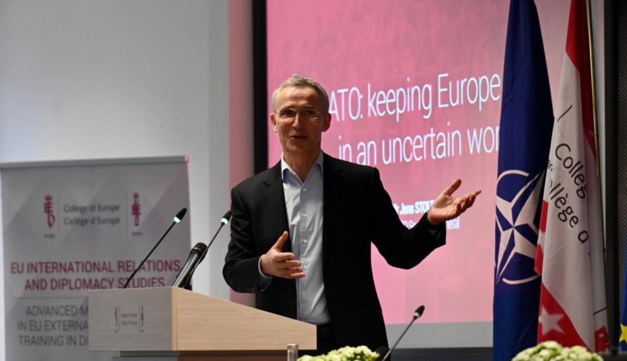 НАТО перегляне ставлення до Росії через окупацію Криму - Столтенберг