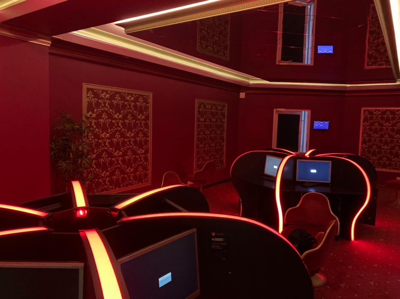 Майже 40 нелегальних гральних закладів знайшли у Київській області за добу