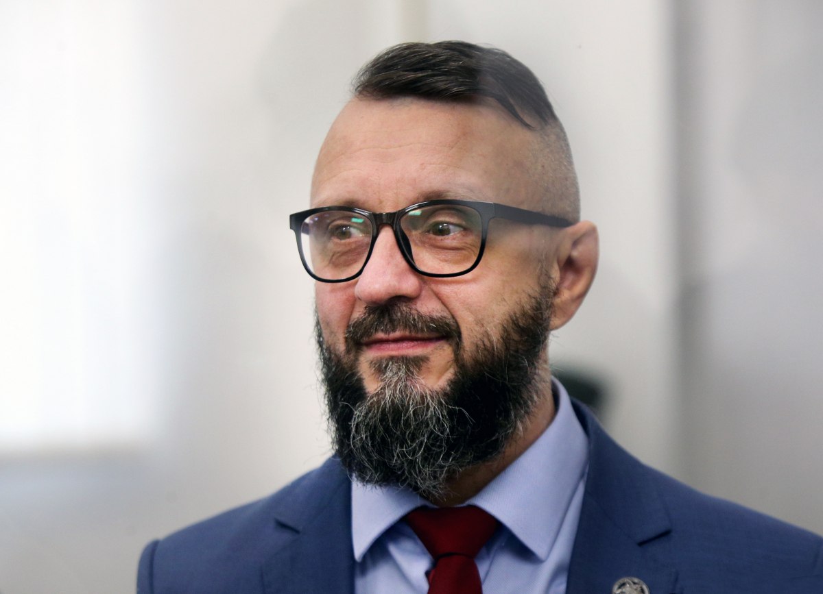 Антоненко не отпустили под личное обязательство