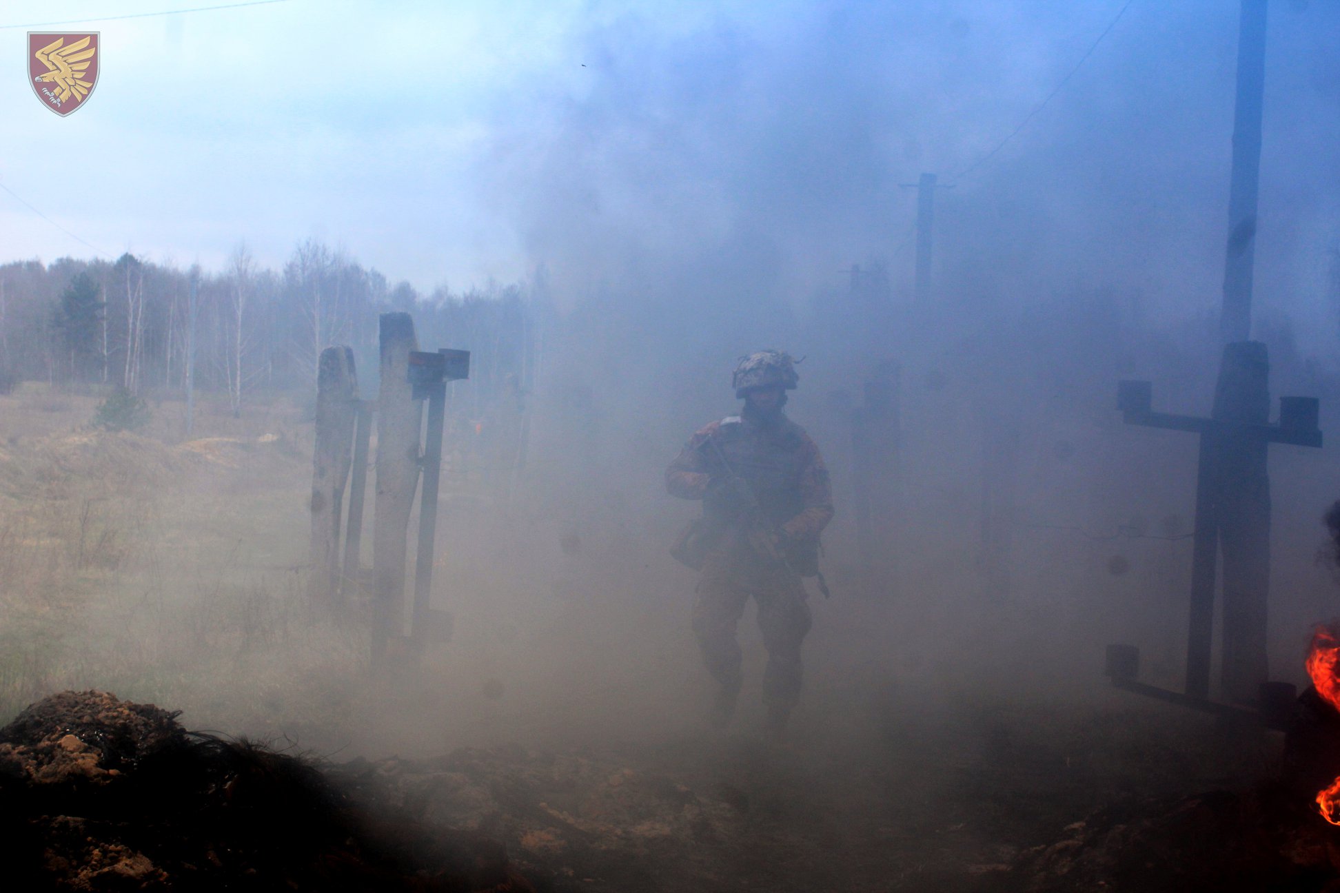 Окупанти обстрілюють українські позиції з невідомої зброї