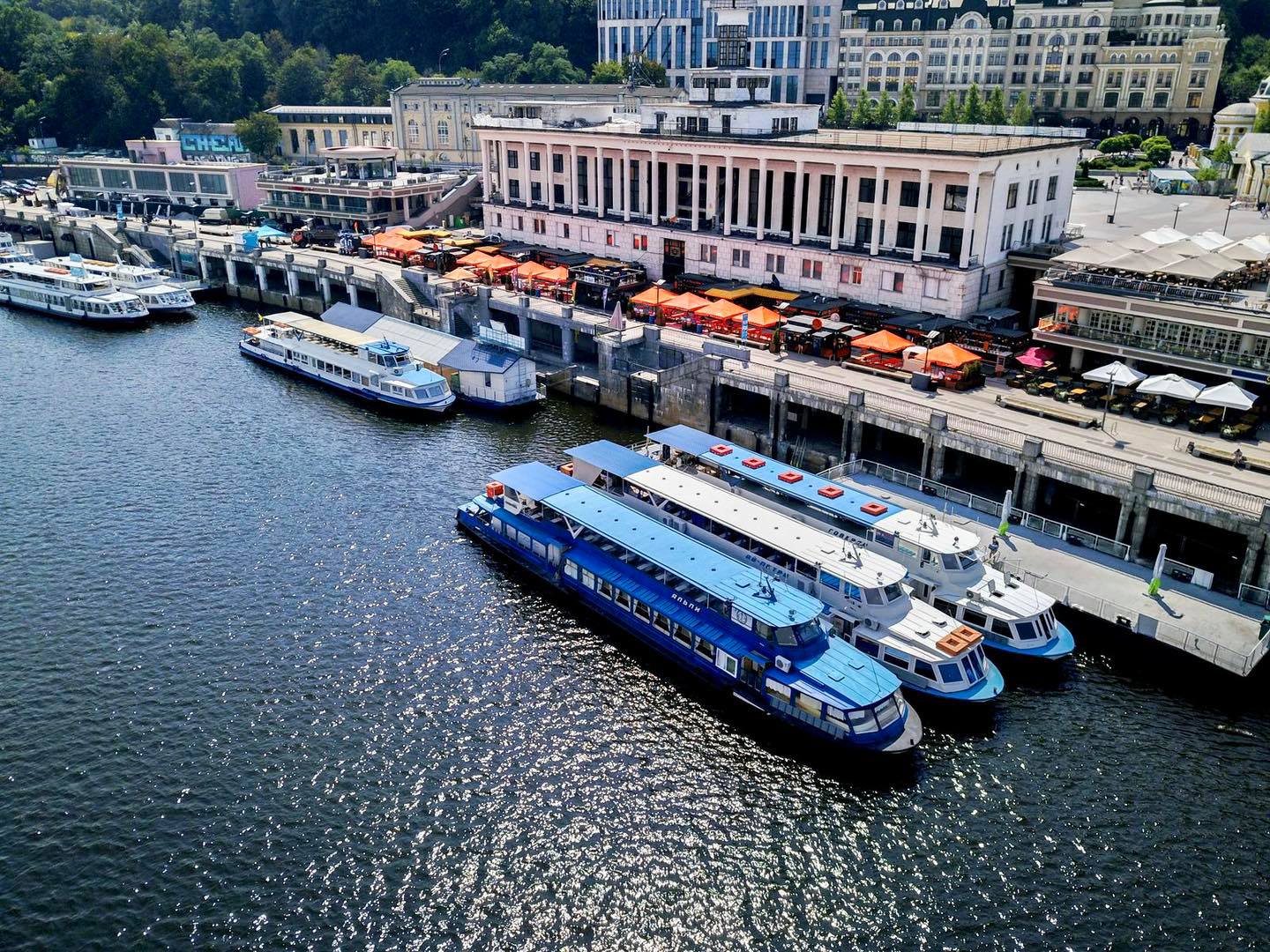 Річковий вокзал Києва відновлює роботу з 1 травня