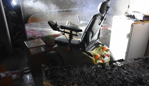 Прикуті до ліжка пацієнти ледь не згоріли в одеському санаторії - фото