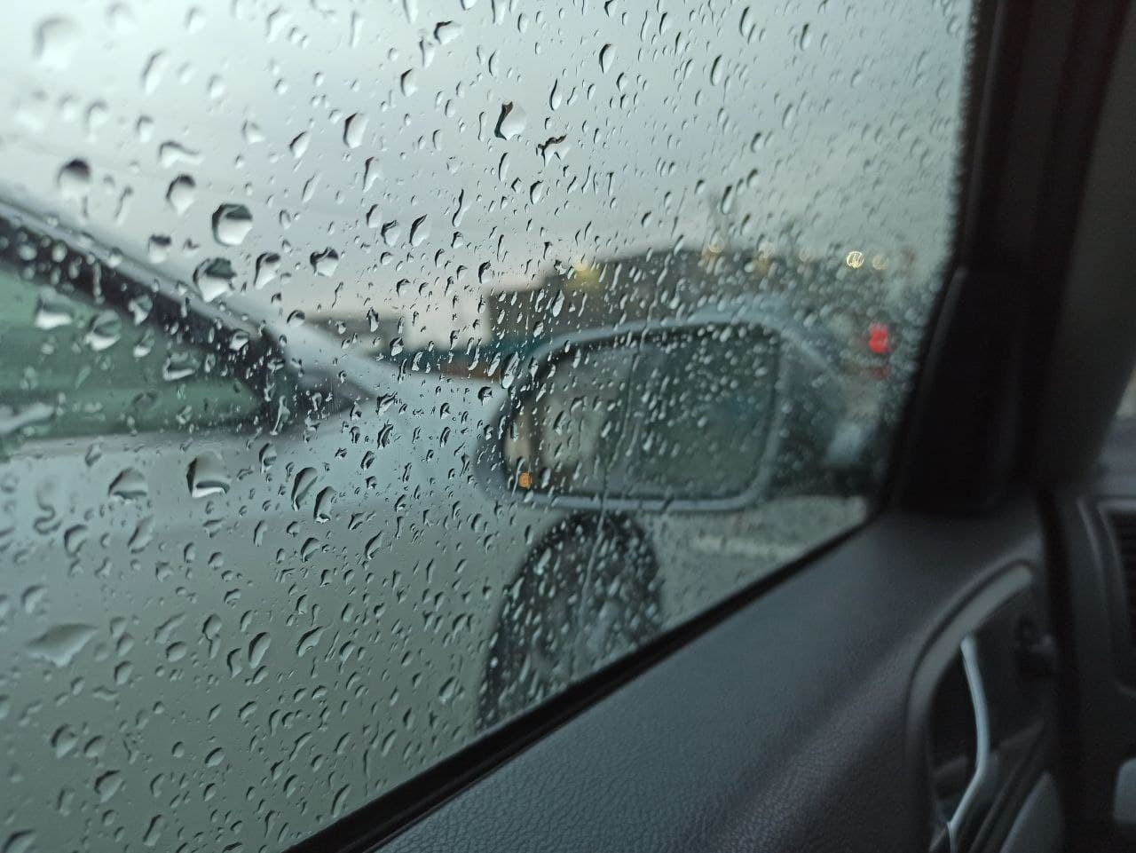 В Киеве и области объявлен первый уровень погодной опасности