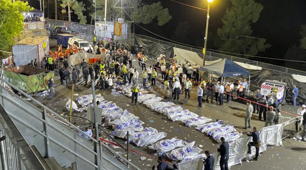 Более 40 человек погибли во время религиозного праздника в Израиле - видео