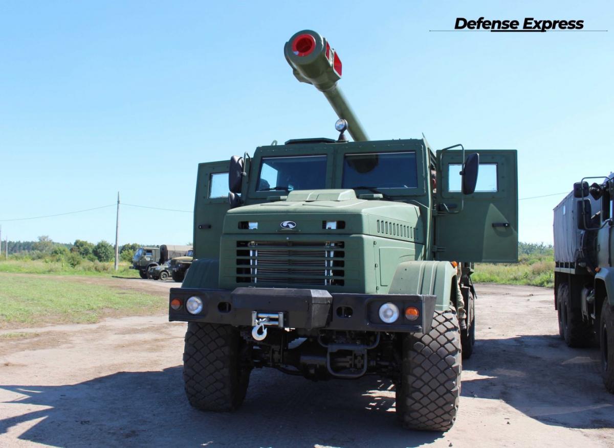 На Миколаївщині випробували нову артилерійську установку "Богдана" (фото)