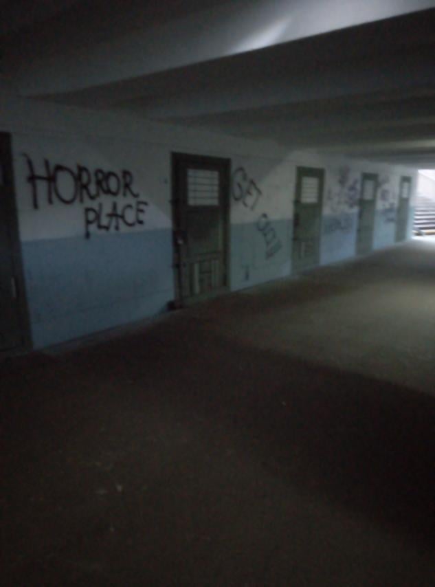 Арт-объект, посвященный политзаключенным оккупированного Крыма, разрисовали в Киеве