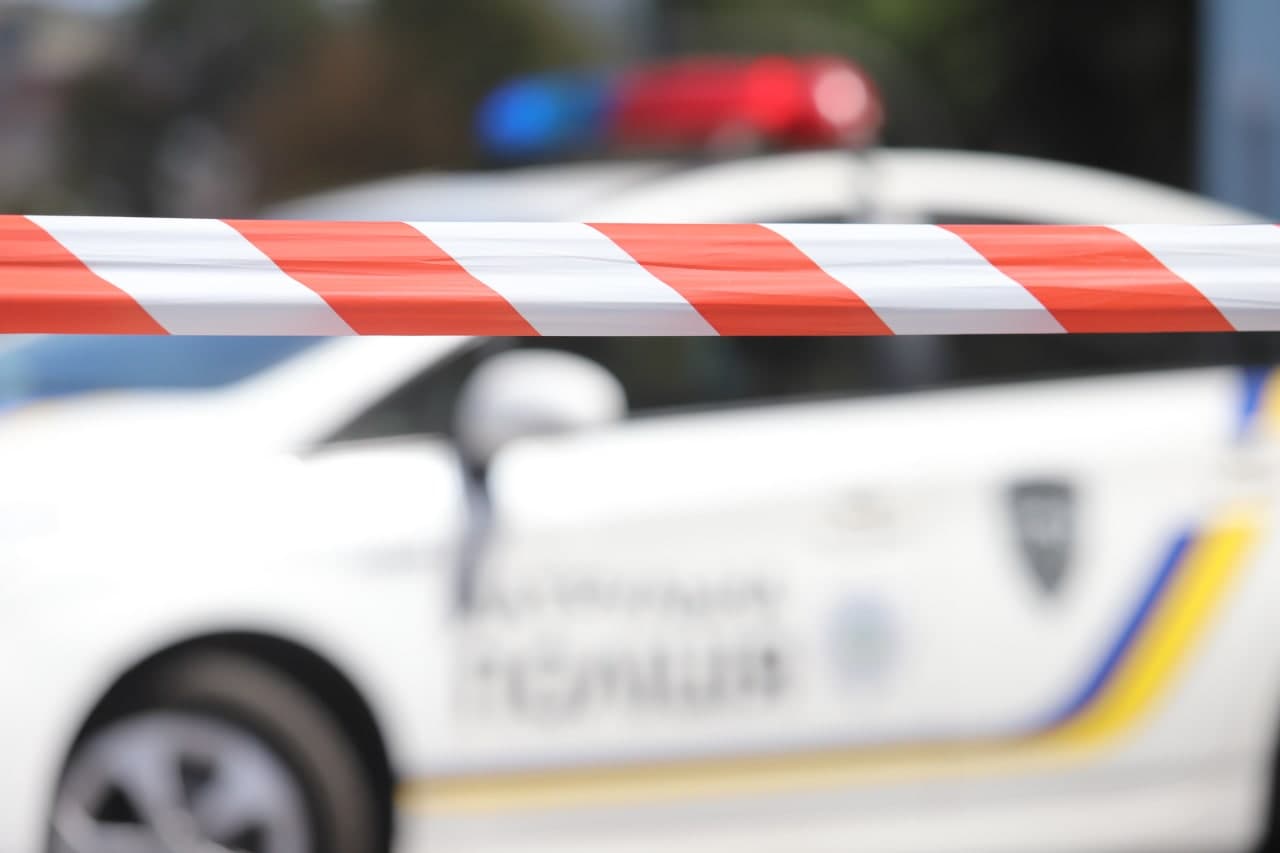 Полиция ограничила движение транспорта в одном из районов Луганской области