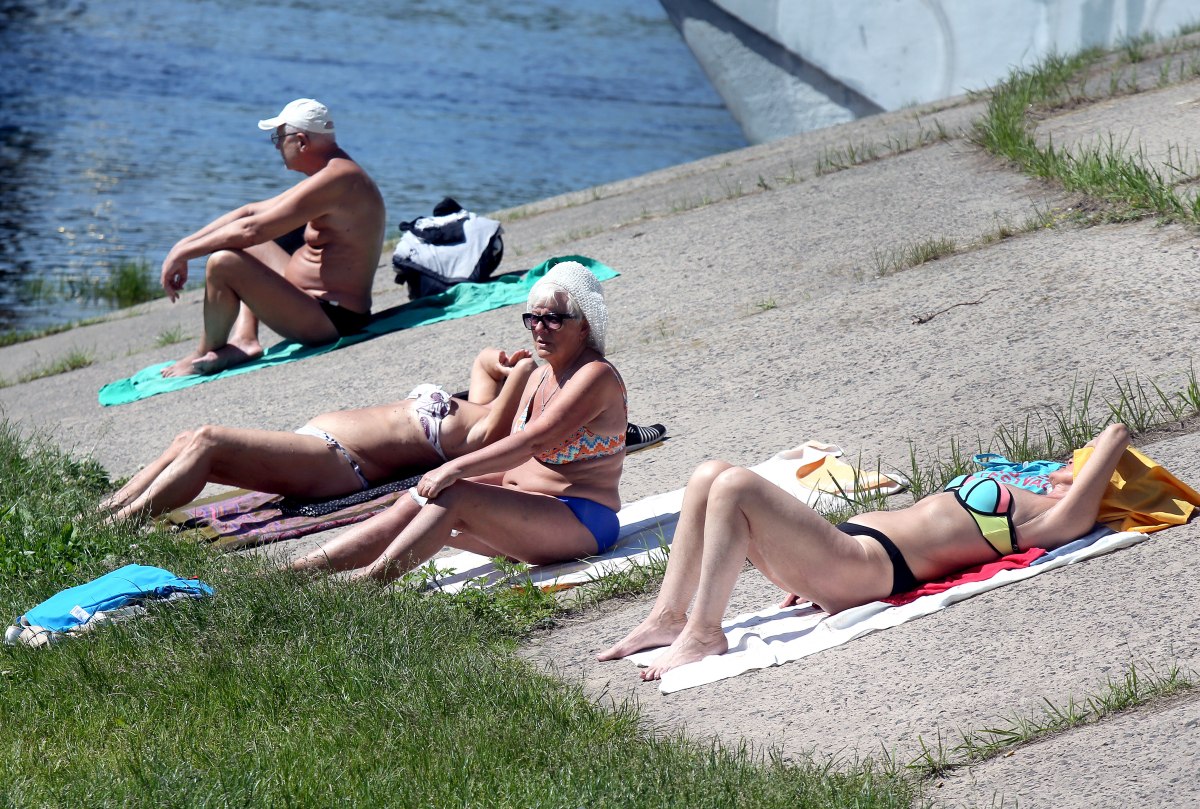 Киевские пляжи закрыты для посетителей: в чем причина