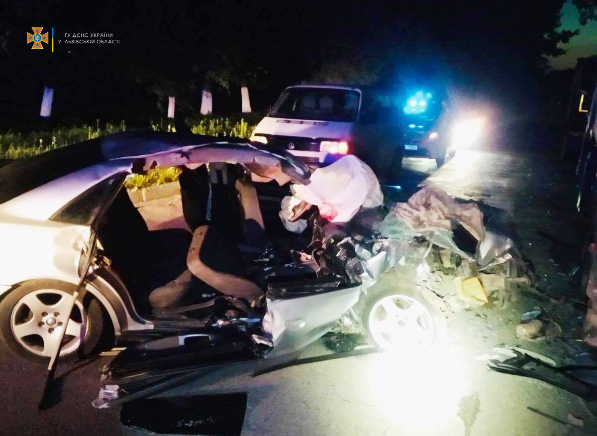 У Львівській області дев'ятеро людей травмувались у ДТП