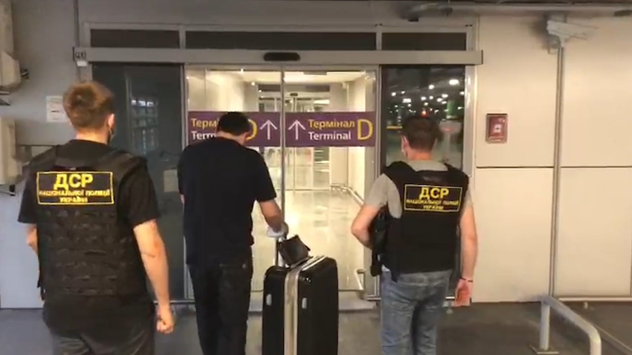 Кримінального авторитета Вато Кіпіані видворили з України