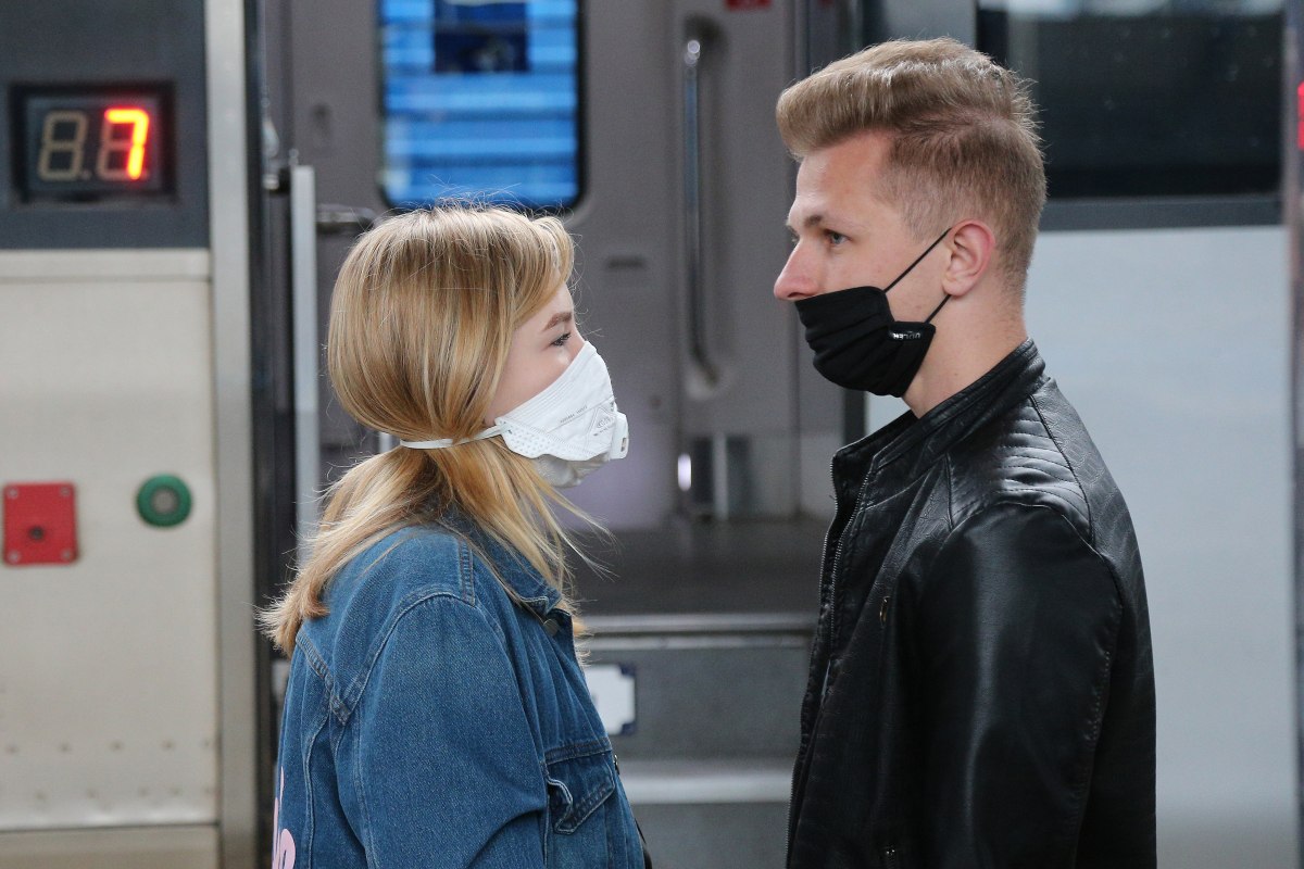 У МОЗ сказали, чи потрібно носити маски вакцинованим від ковіду