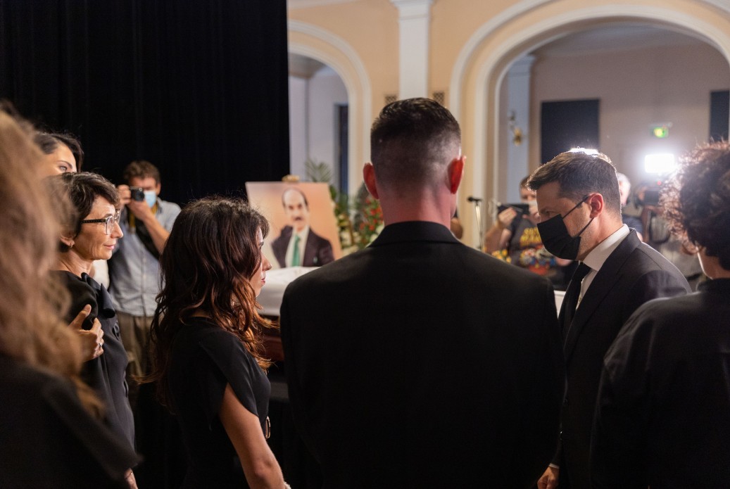 У Києві попрощалися з Чапкісом: на церемонії був Зеленський