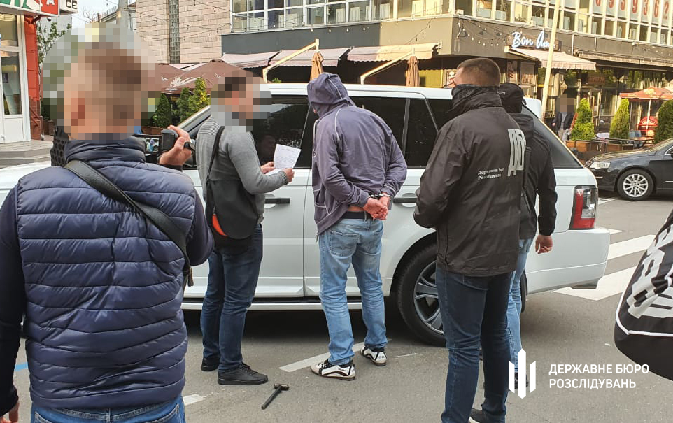 За мошенничество задержали замглавы Черниговской ОГА и его сообщника - видео