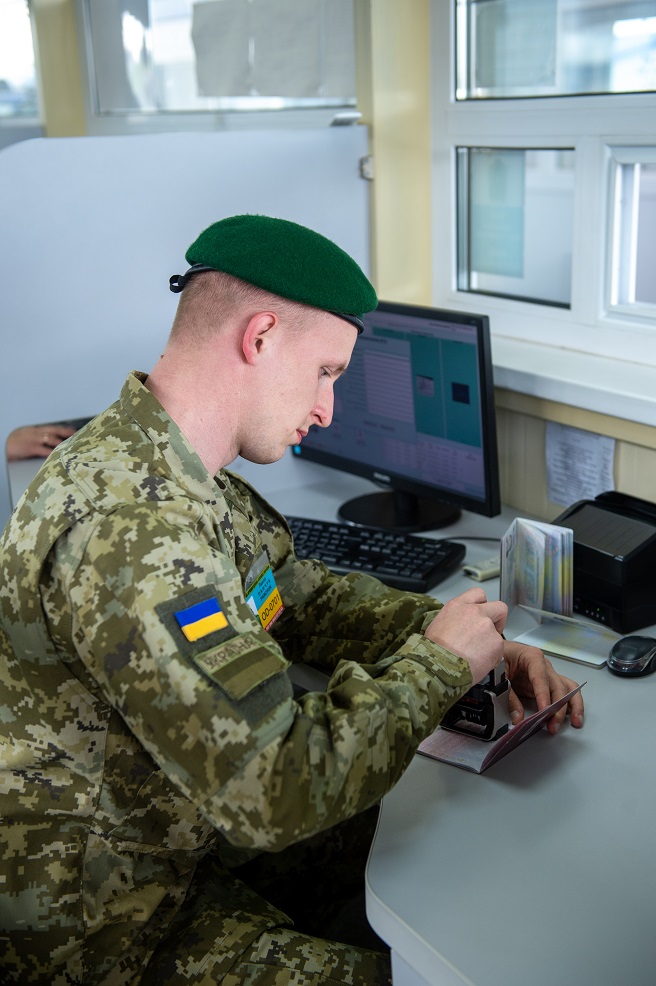 Прикордонники не пропустили до України російську акторку