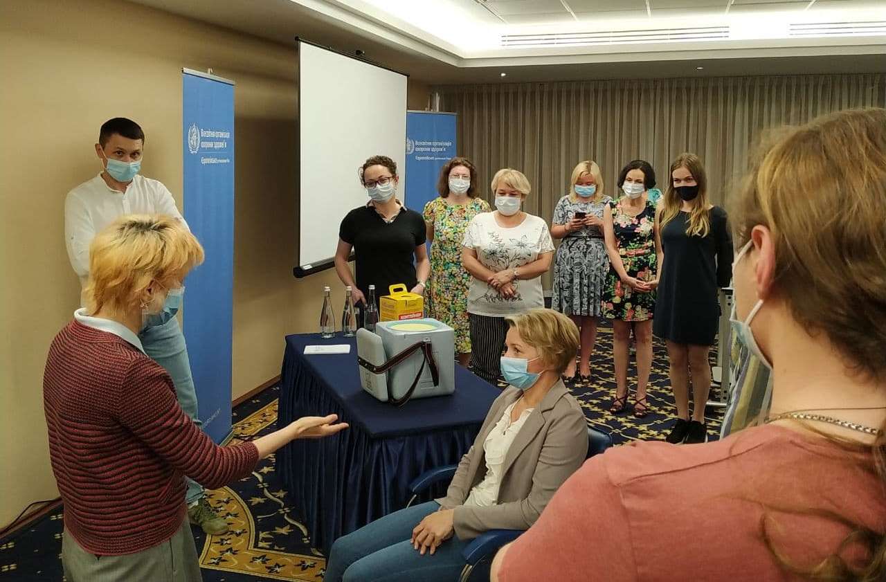 До кампанії з вакцинації від Covid-19 залучатимуть українських студентів-медиків