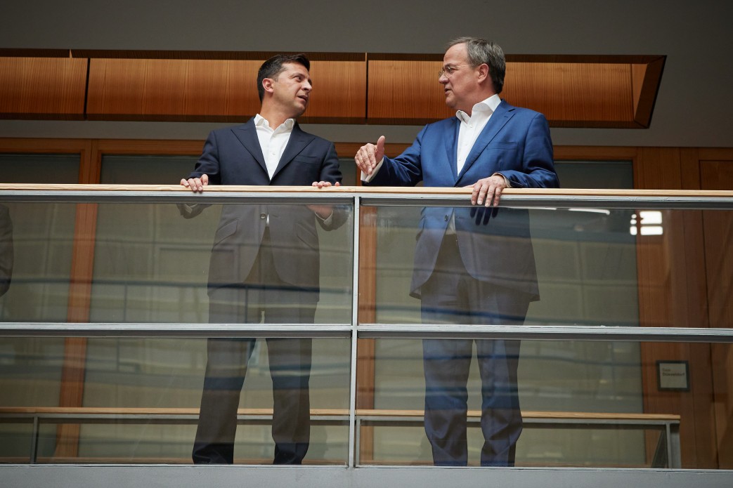 Зеленский в Германии напомнил об опасности "Северного потока-2"