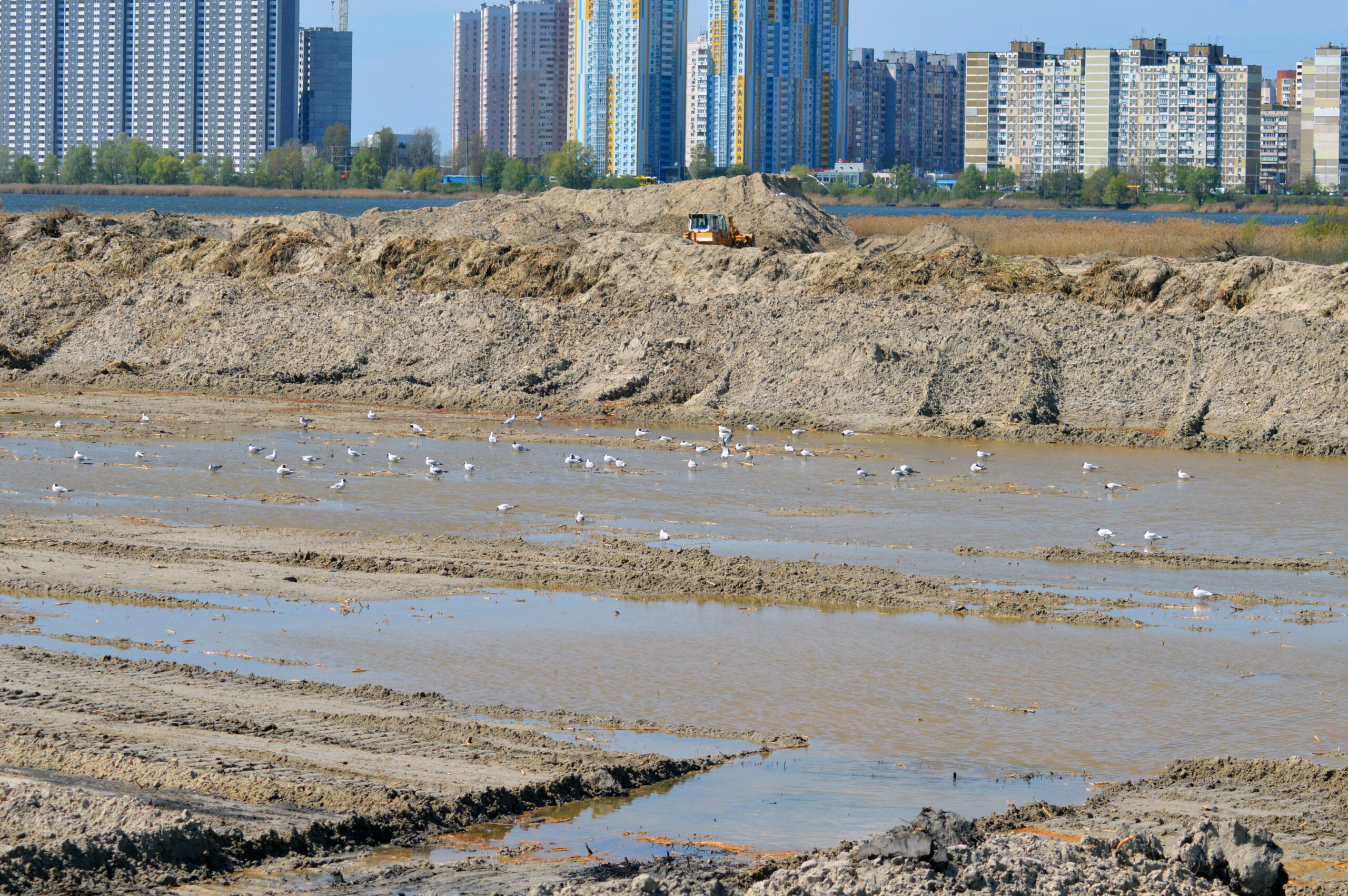 Скандальна забудова на Вирлиці: Хомутиннік не ховається - це відкрита війна