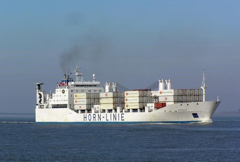 Вблизи Джибути застряло украинское судно, один моряк погиб