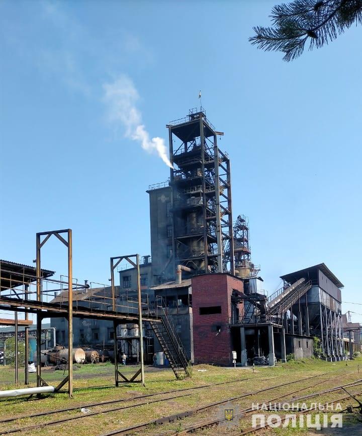 Надышался газом: на комбинате Закарпатской области умер рабочий
