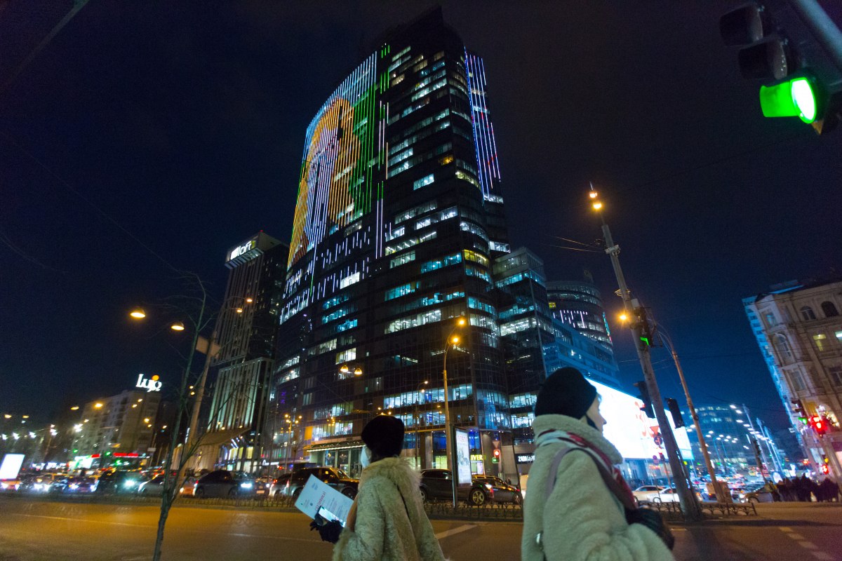 Минздрав разрешит работать ТРЦ и кафе во время жестокого карантина в Украине: условия