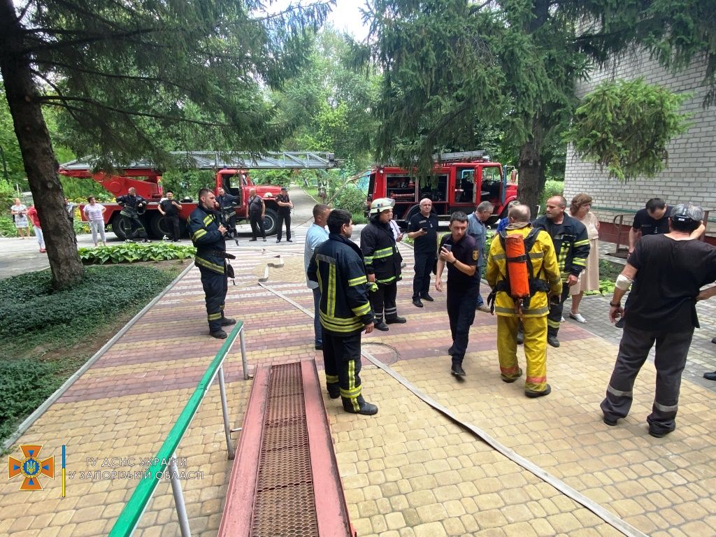 У Запоріжжі сталось замикання в дитбудинку: евакуювали 27 дітей