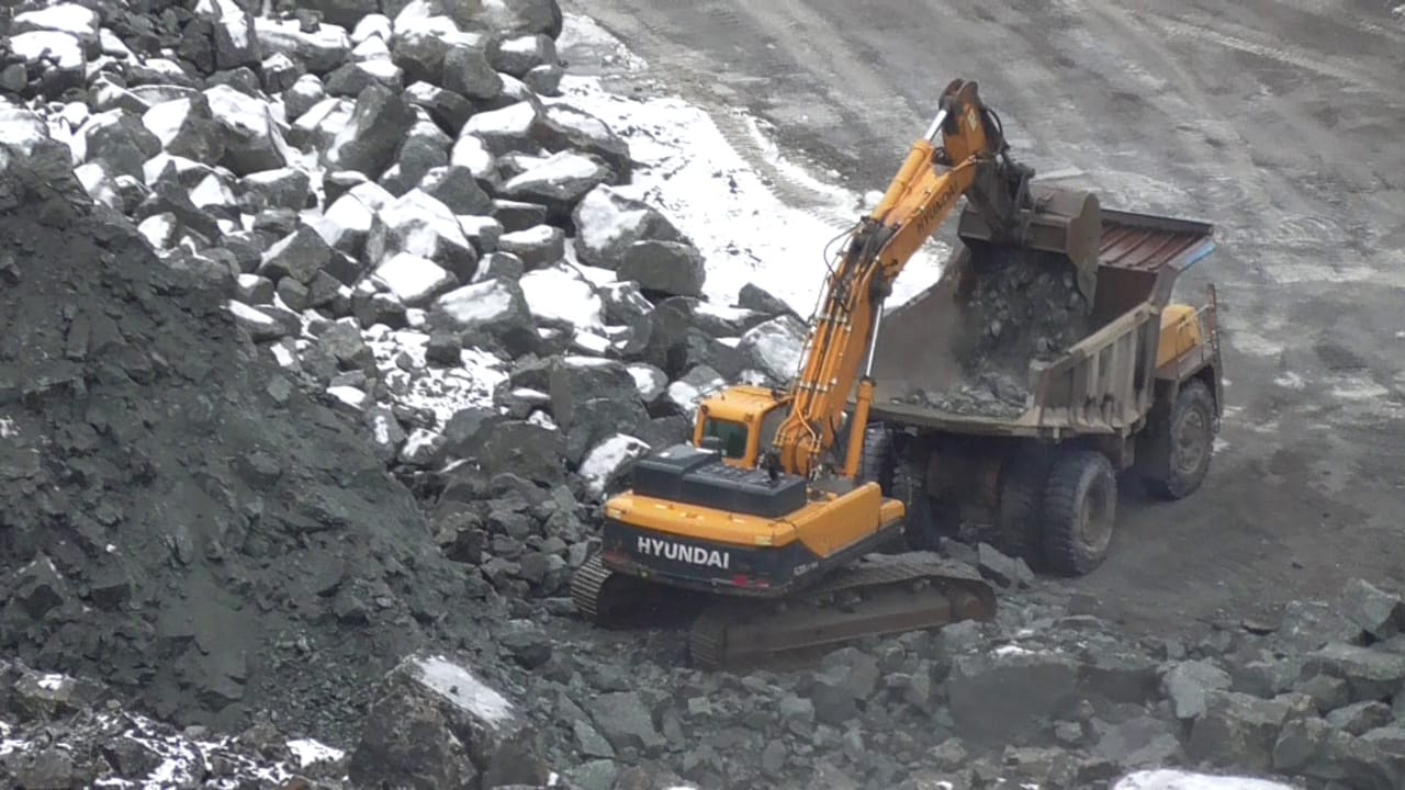 Ексчиновницю "Укрзалізниці" судитимуть за мільйонні збитки природі - фото