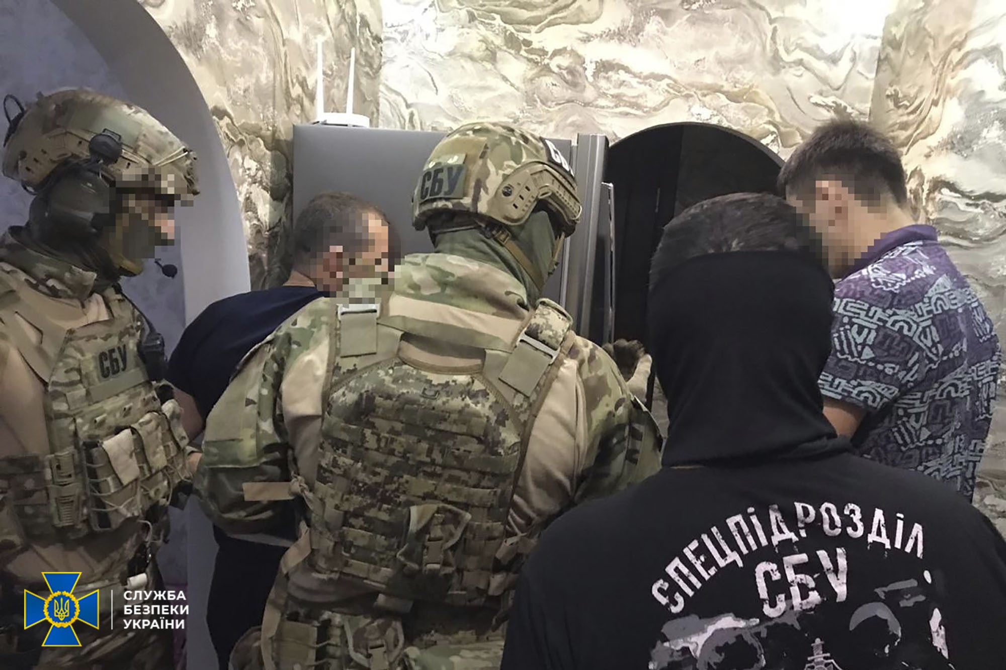 На Херсонщині поліцейські незаконно заробляли 25 тисяч гривень щодня