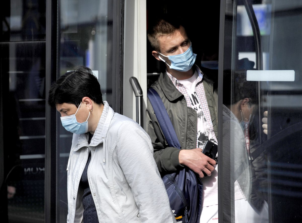 Коронавірус підхопили ще 8 267 українців: дані на 25 вересня